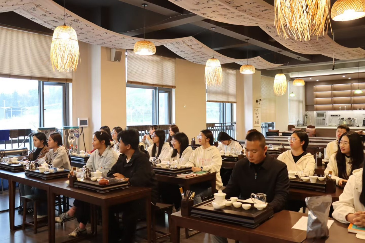 taptap点点官方网站三月读书会如期举行